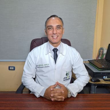 د. مينا عادل